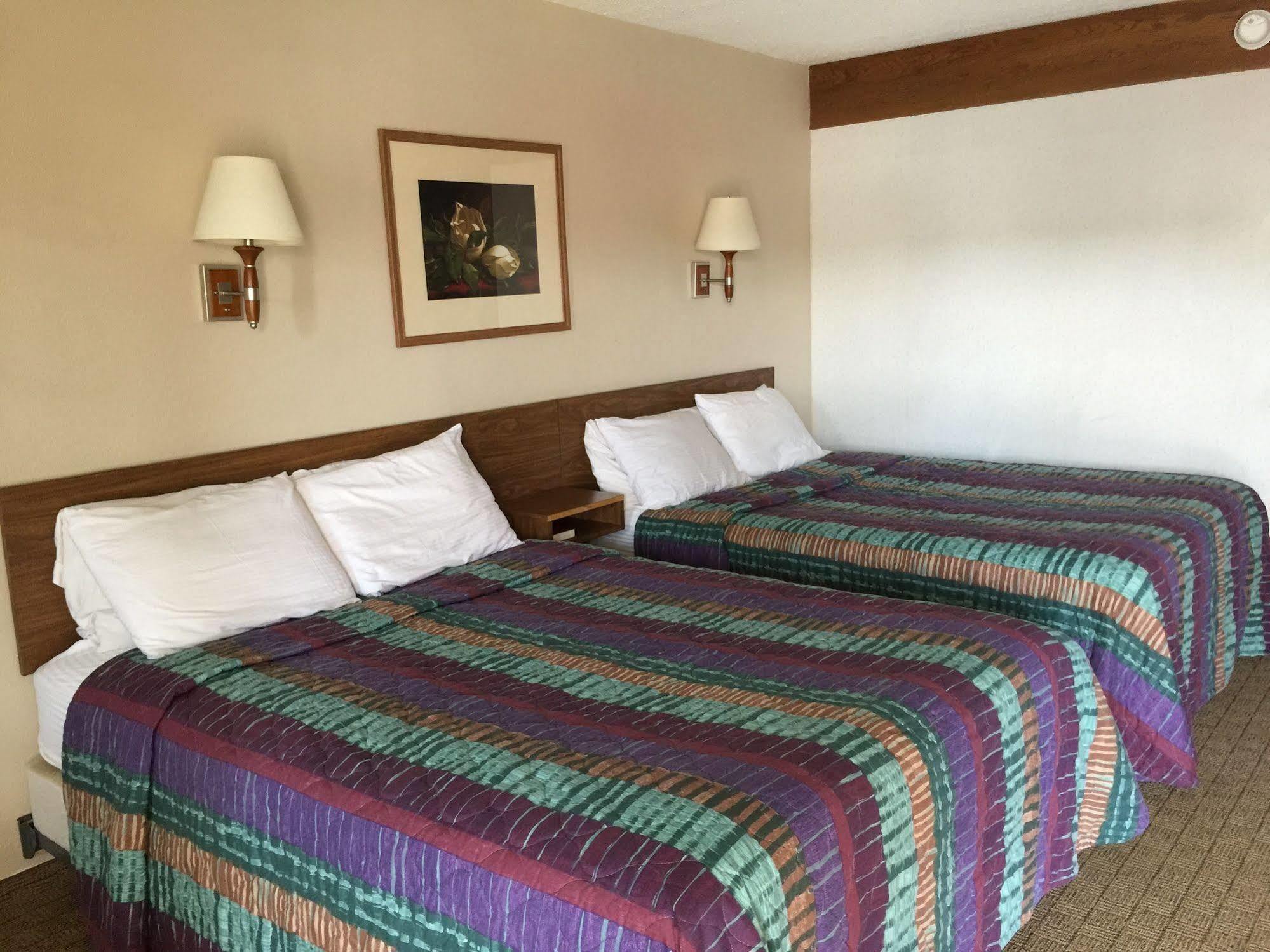 El Rancho Hotel 威利斯顿 外观 照片